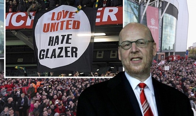  曼联球迷倒戈抗议管理层，要求格雷泽家族出售股权  