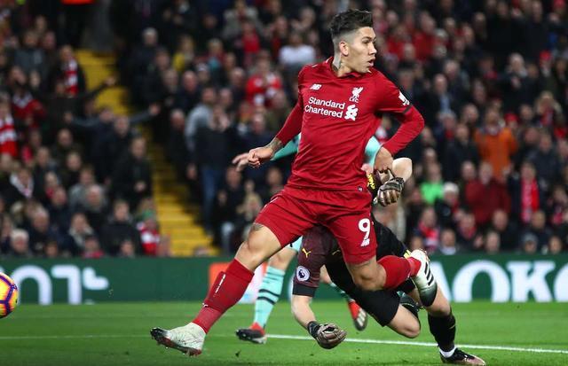  萨拉赫戴帽破队史英超进球纪录  