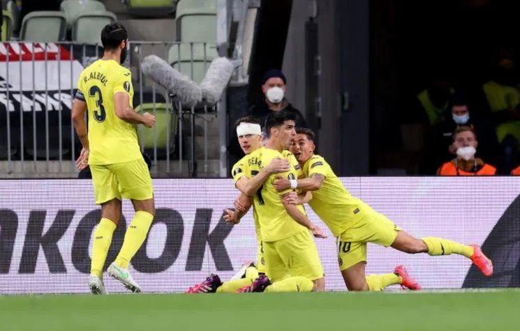  那不勒斯关键战失利退出争冠  