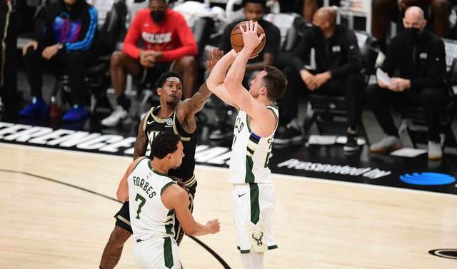  字母哥伤退恐缺席关键战役  